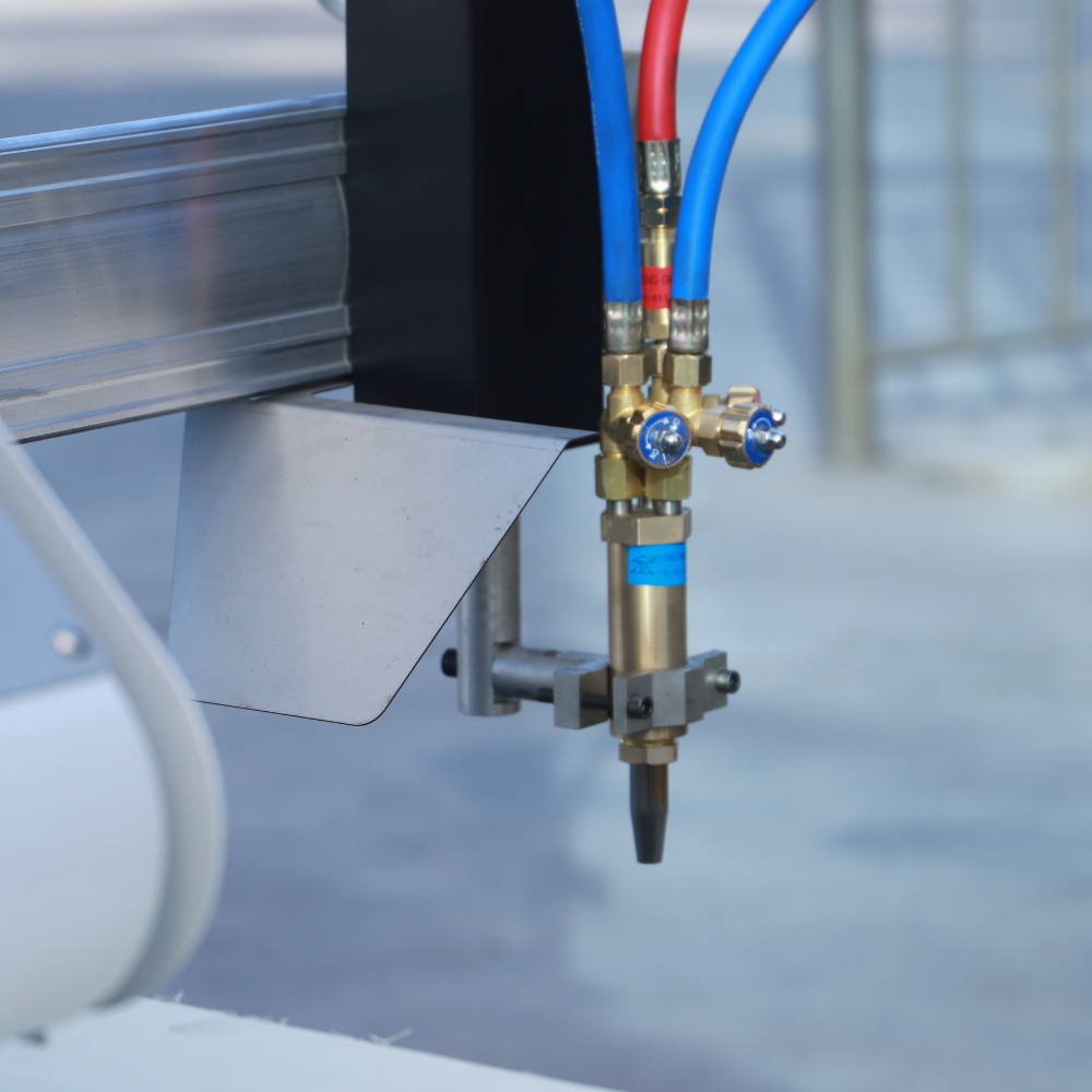 Plasma Cutter Portable - Mesin Pemotong Logam CNC Portabel Berkualitas